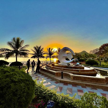 Huong Cang Sea View Hotel Dong Khe Sau Exterior photo