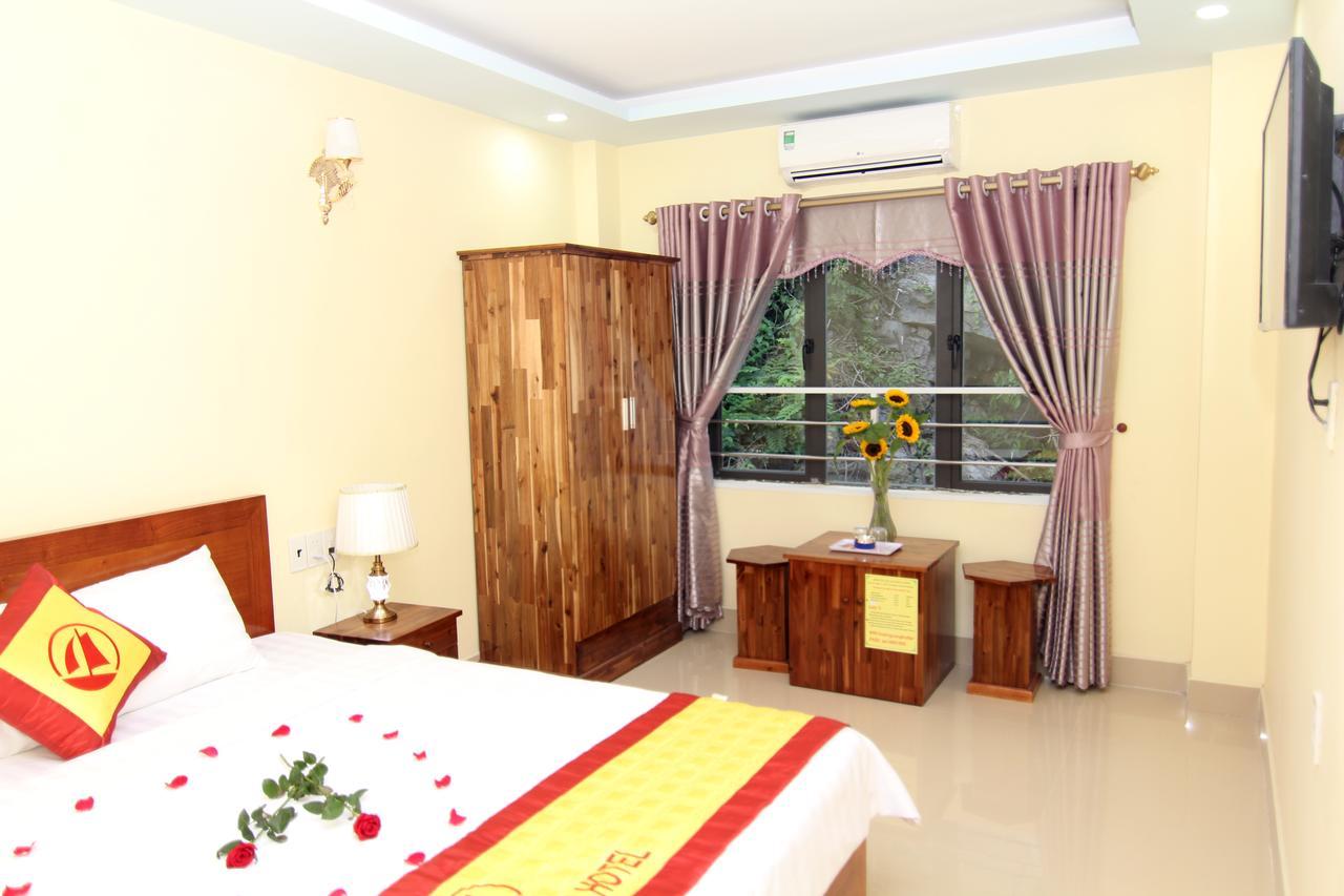 Huong Cang Sea View Hotel Dong Khe Sau Exterior photo